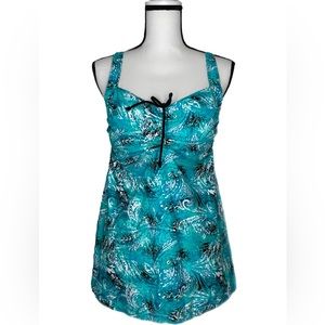 NWOT- WOMAN'S DANIFY MULTICOLOR SWIMSUIT TOP SIZE 50